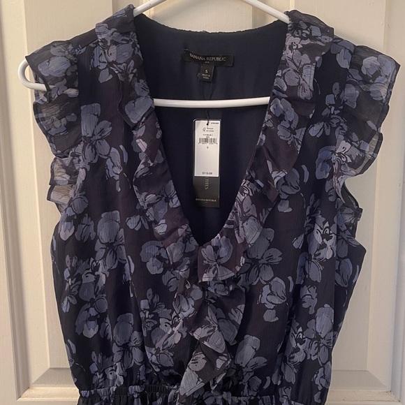 NEW Banana Republic Factory Floral Dress - Size Small - Picture 2 of 11
